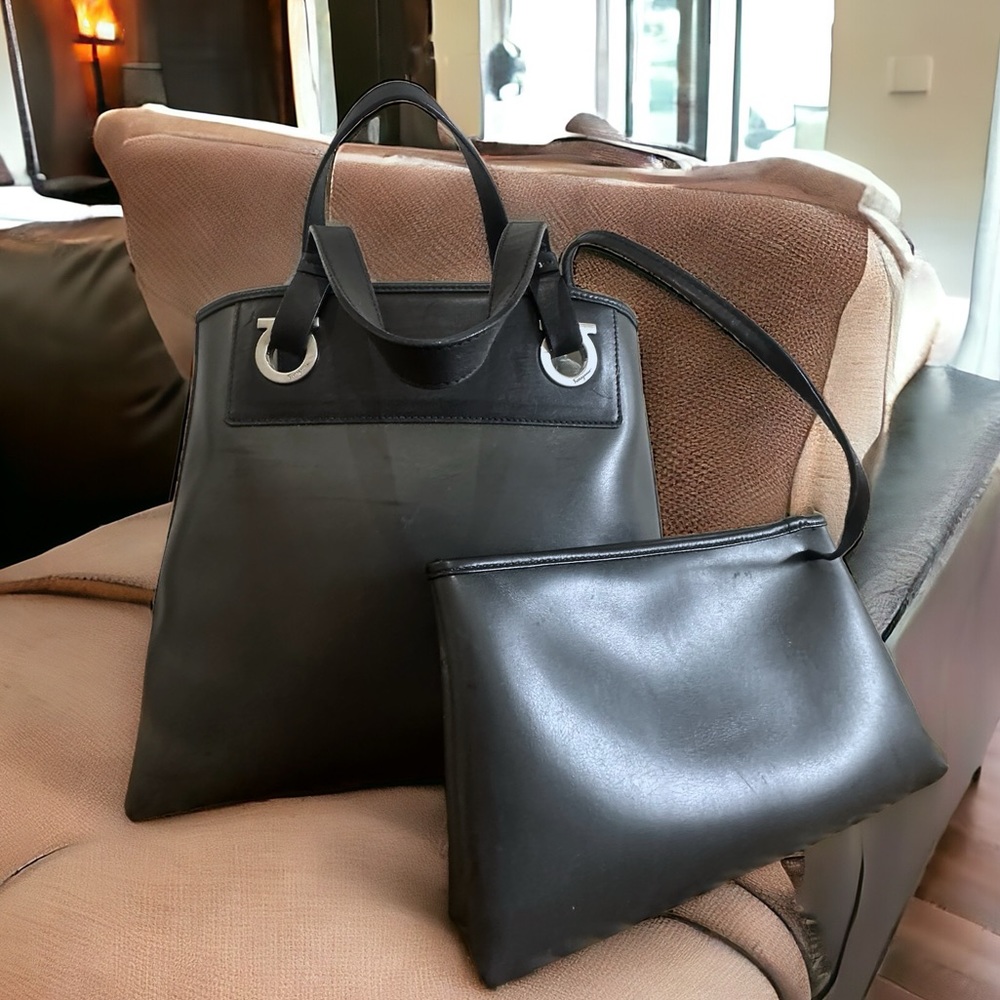 Salvatore Ferragamo Tote bag + Pouch black waterproof #H052
